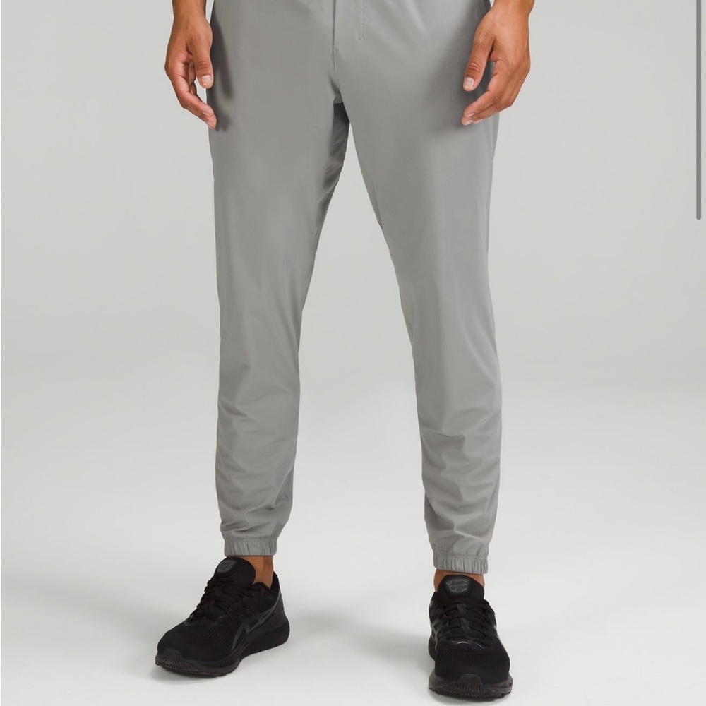 Men's Gray Jogger Pants